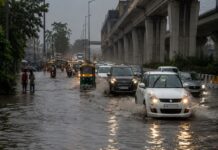 बारिश ने बिगाड़ा दिल्ली-NCR का हाल, जलभराव से थमी रफ्तार, मौसम विभाग की बड़ी चेतावनी