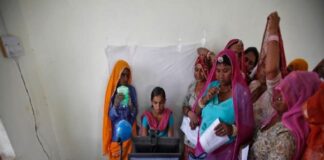 यूपी वालों के लिए गुड न्यूज! अब गांव में भी बनेंगे और अपडेट होंगे आधार कार्ड