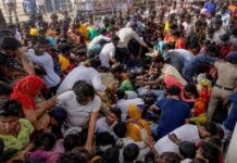 सावन सोमवार पर लखीसराय में मातम! अशोकधाम मंदिर के बाहर भगदड़ में 7 श्रद्धालुओं की मौत